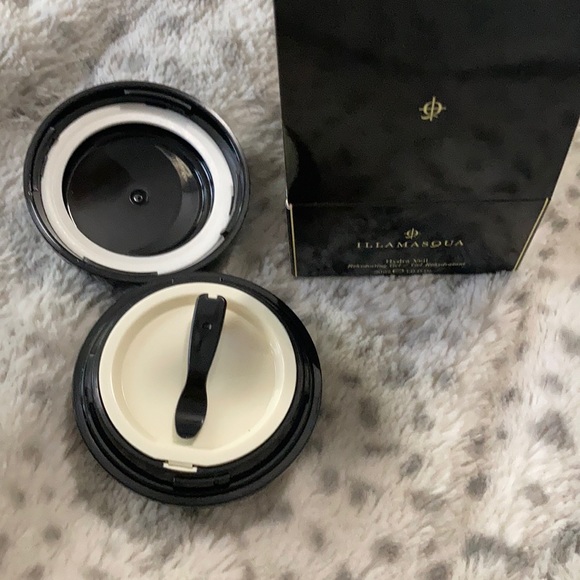 Illamasqua Hydra Veil Primer - Picture 5 of 5
